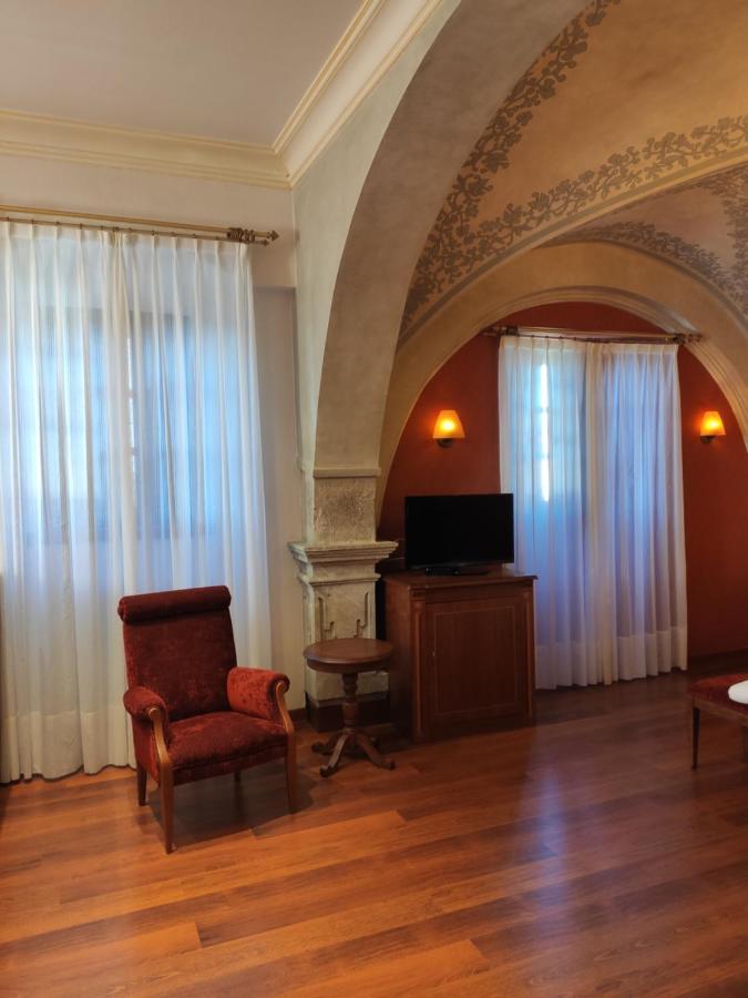 Hotel Palacio De La Magdalena Soto Del Barco Luaran gambar